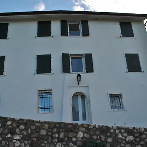Lanterna Apartment