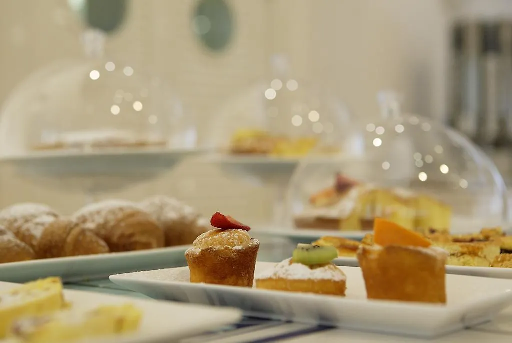 Hotel Luxor Rimini 4*,
